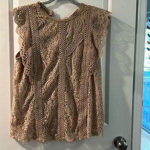 Sleeveless dress shirt